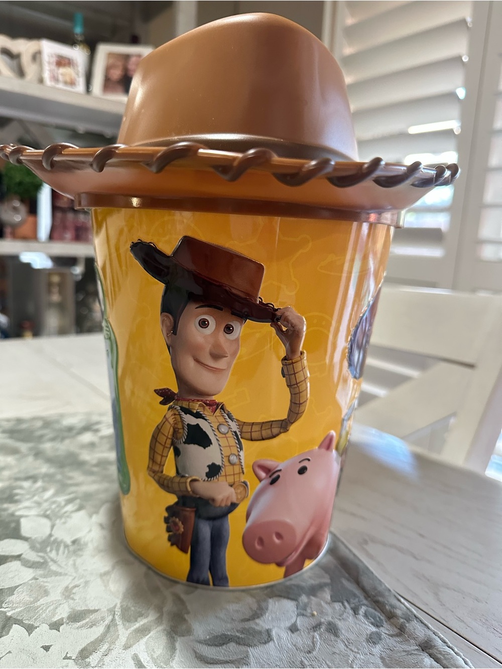Woody bucket Party Favor Cup - Brown & Yellow